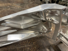 Load image into Gallery viewer, M8 Softail Swinger
